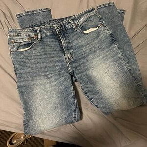 Men’s American eagle slim jeans